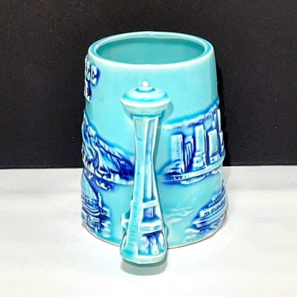 Vintage 84' "Seattle U.S.A." Smiwes Made in Japan! Excellent Used Condition! EUC - Picture 2 of 6